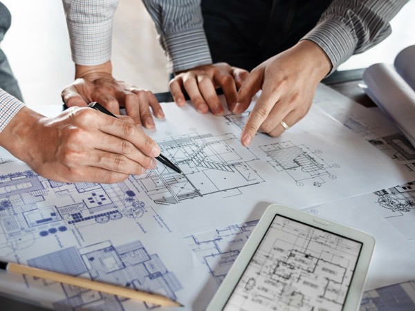 soluzioni-arredo-in-cristallo-per-architetti-modena
