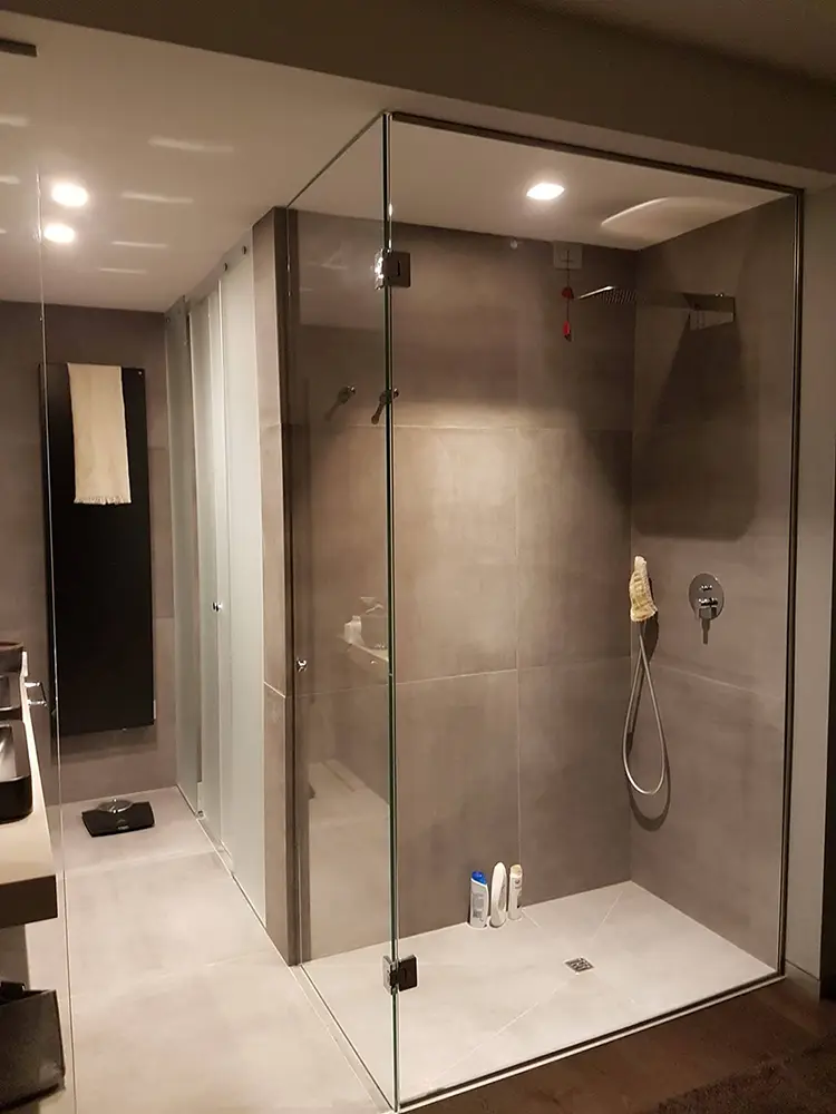 vetreria-design-pareti-vetrate-modena